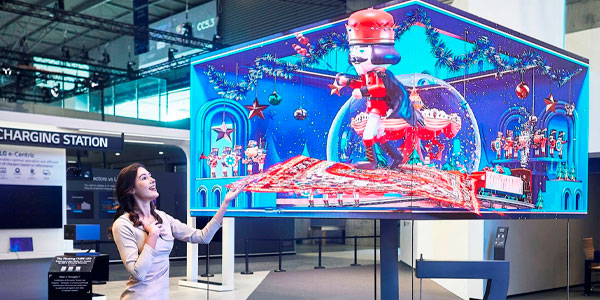 Светодиодная скульптура Floating CUBE LED от LG